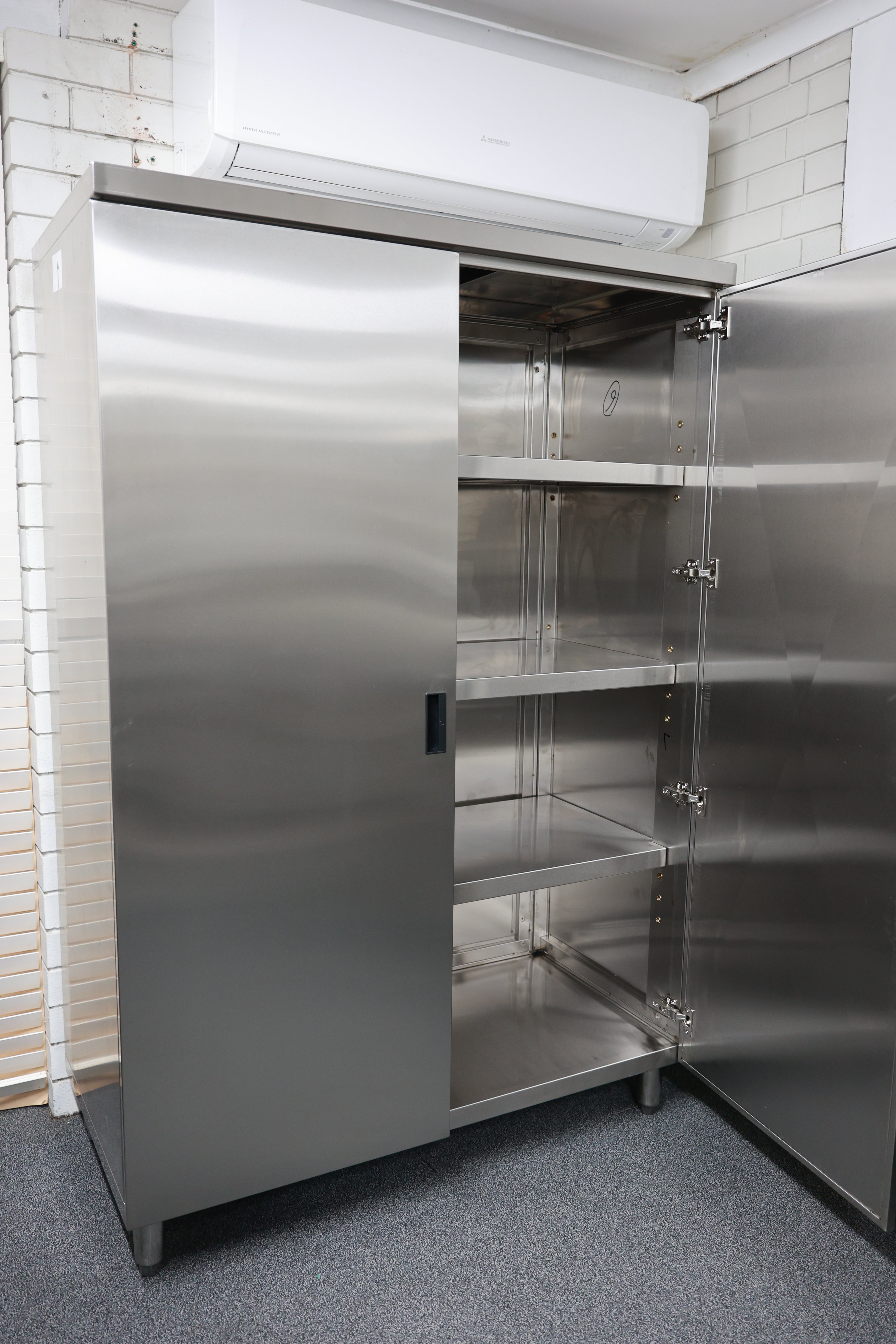 (#XD005) 1200x600x1800 Hinged door cabinet 120KG (Brand New, Pick up only, 5 left) EZ Stainless Pty Ltd