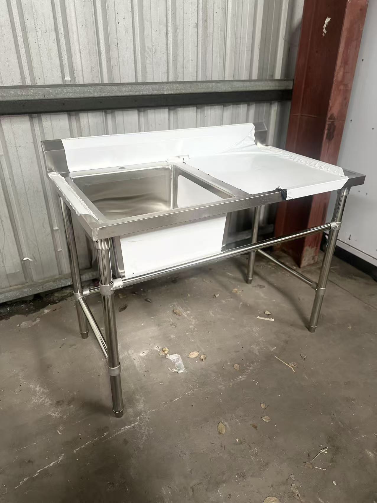 (#XD004) 1200x700x900 LEFT SINK free 50mm waste (Brand New, Little marks, Pick up only, 2 left) EZ Stainless Pty Ltd