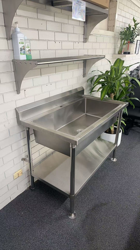 (#XD011) 1200x700x900 Mega Sink with drain fitted + bottom shelf + ScrewdownFeet(Pick up only, 1 left) Ex-display model EZ Stainless Pty Ltd