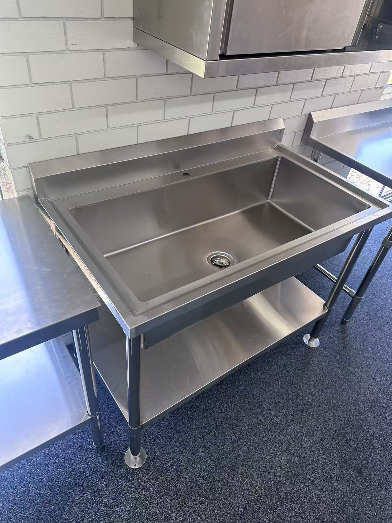 (#XD011) 1200x700x900 Mega Sink with drain fitted + bottom shelf + ScrewdownFeet(Pick up only, 1 left) Ex-display model EZ Stainless Pty Ltd