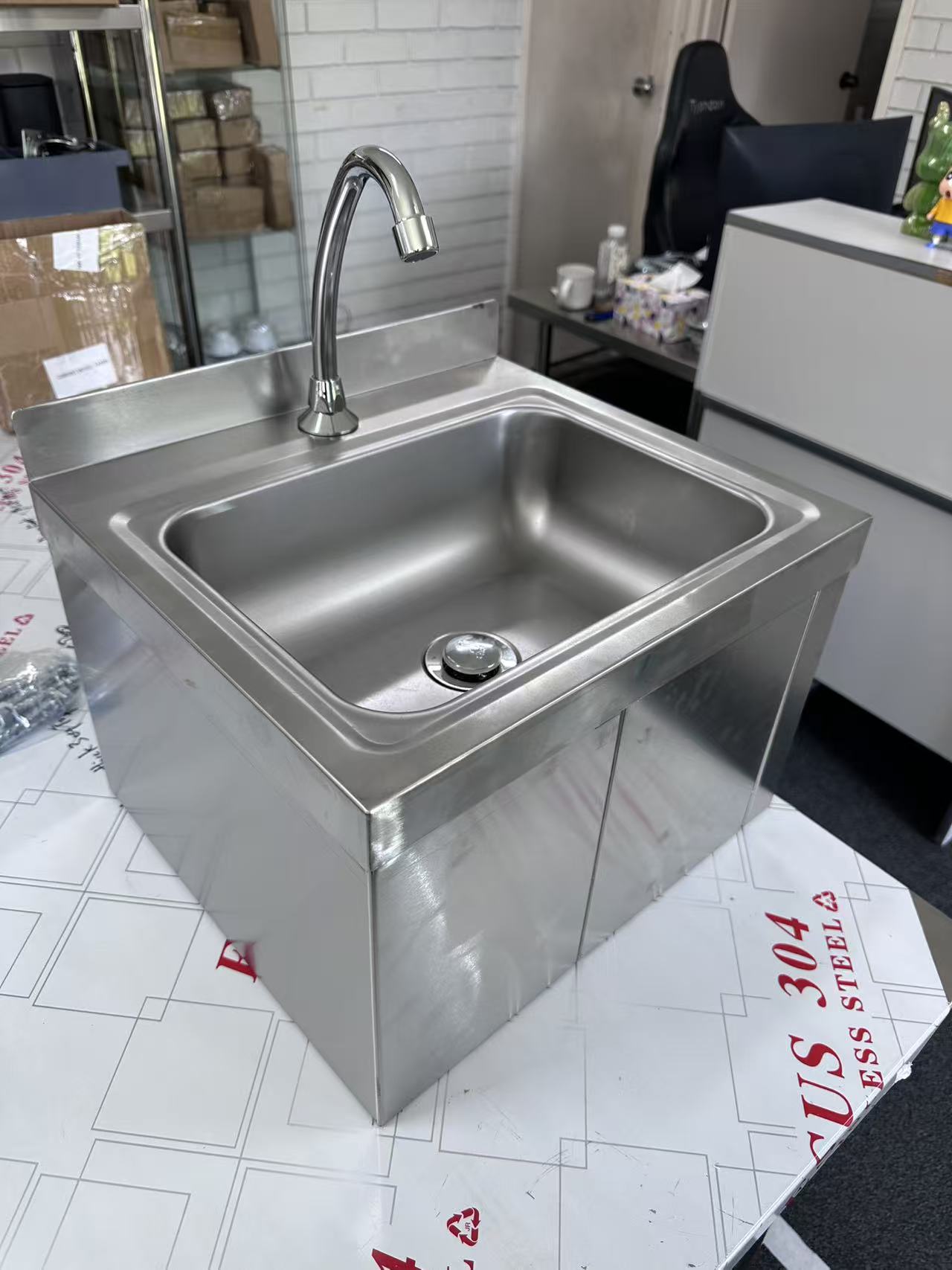 Wall Mount Knee Operate Basin Hand Wash Sink. 430(L) x380(D) x290(H) Hospital, WorkShop, Commercial Kitchen. EZ Stainless Pty Ltd