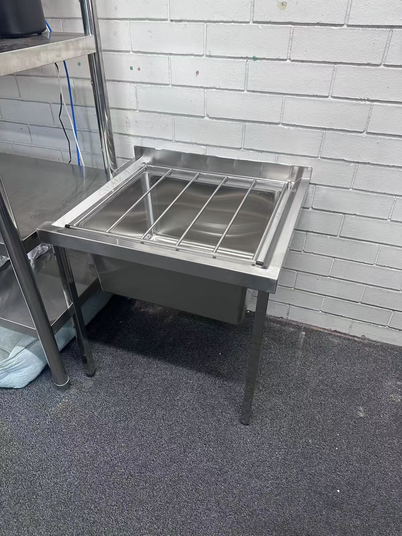 Mop Sinks (Wall mounted) SS304 1.2mm 610(L) x 530(D) x 600(H) Hospital, WorkShop, Commercial Kitchen. EZ Stainless Pty Ltd