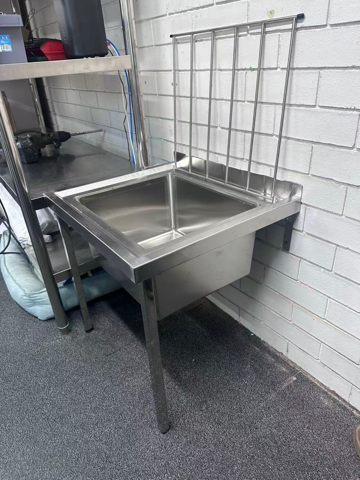 Mop Sinks (Wall mounted) SS304 1.2mm 610(L) x 530(D) x 600(H) Hospital, WorkShop, Commercial Kitchen. EZ Stainless Pty Ltd